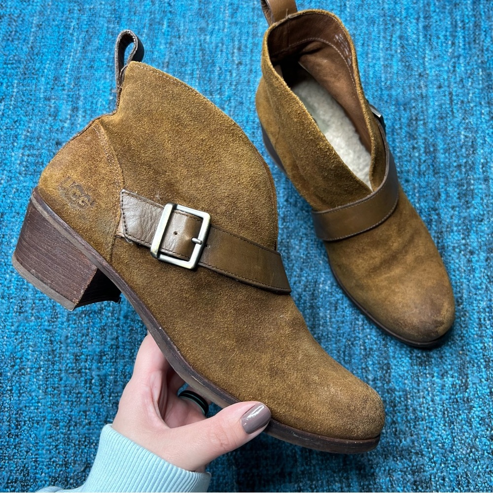 UGG Wright Belted Leather Boots in Brown Women's Size 8.5 Western Fleece Footbed